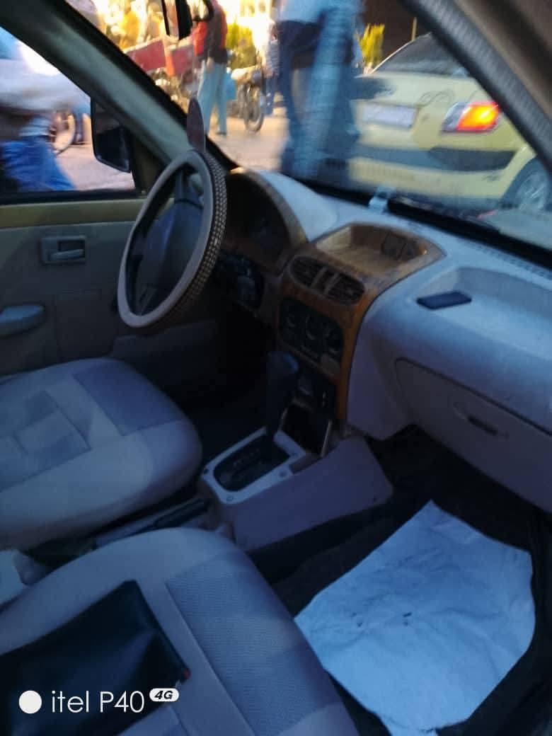 سيارة فليرماركت 2003