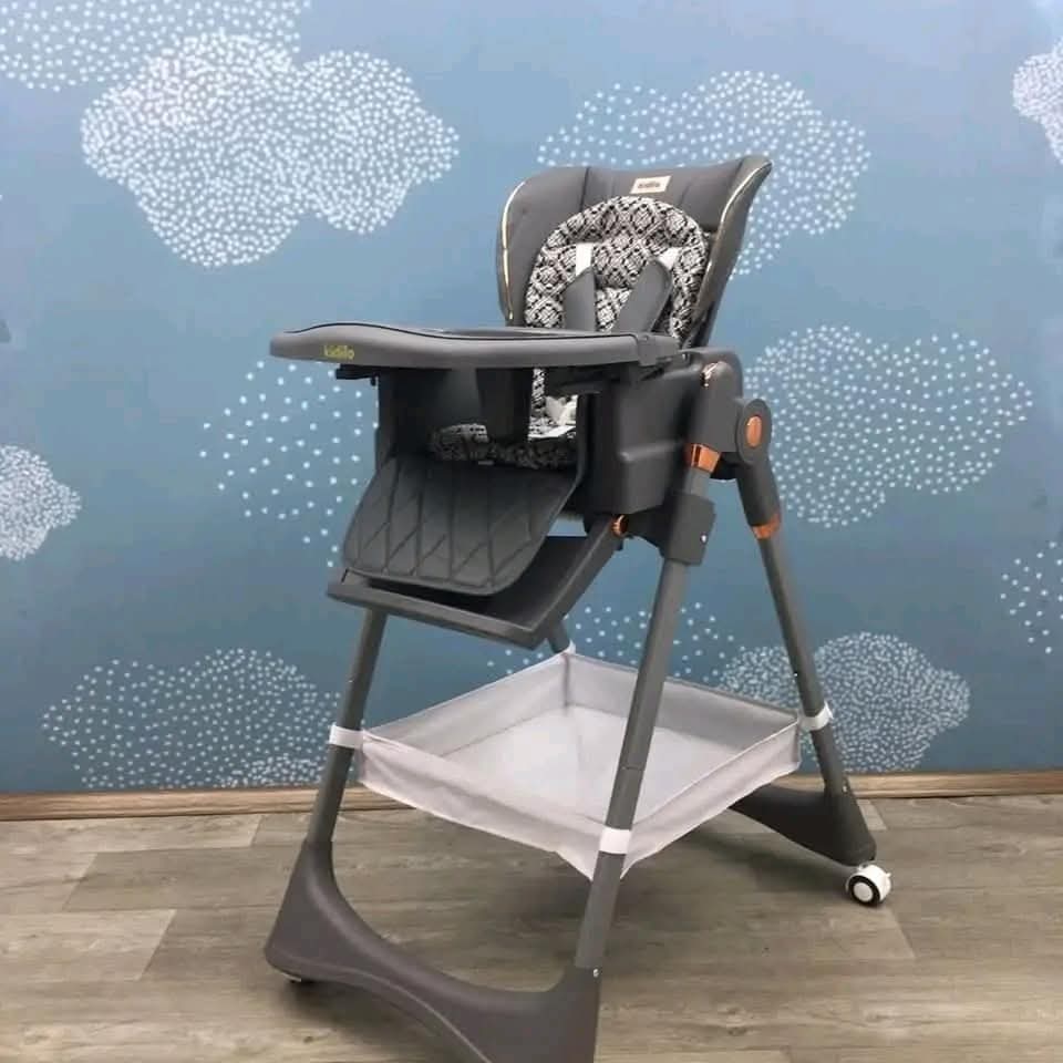 كرسي طعام وهزاز كيديلو