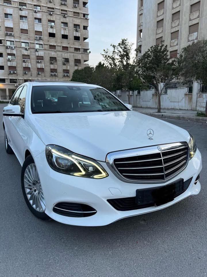 سيارة مرسيدس للبيع