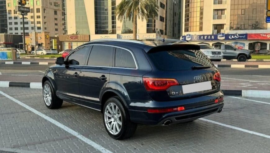 اودي Q7 كراوتر